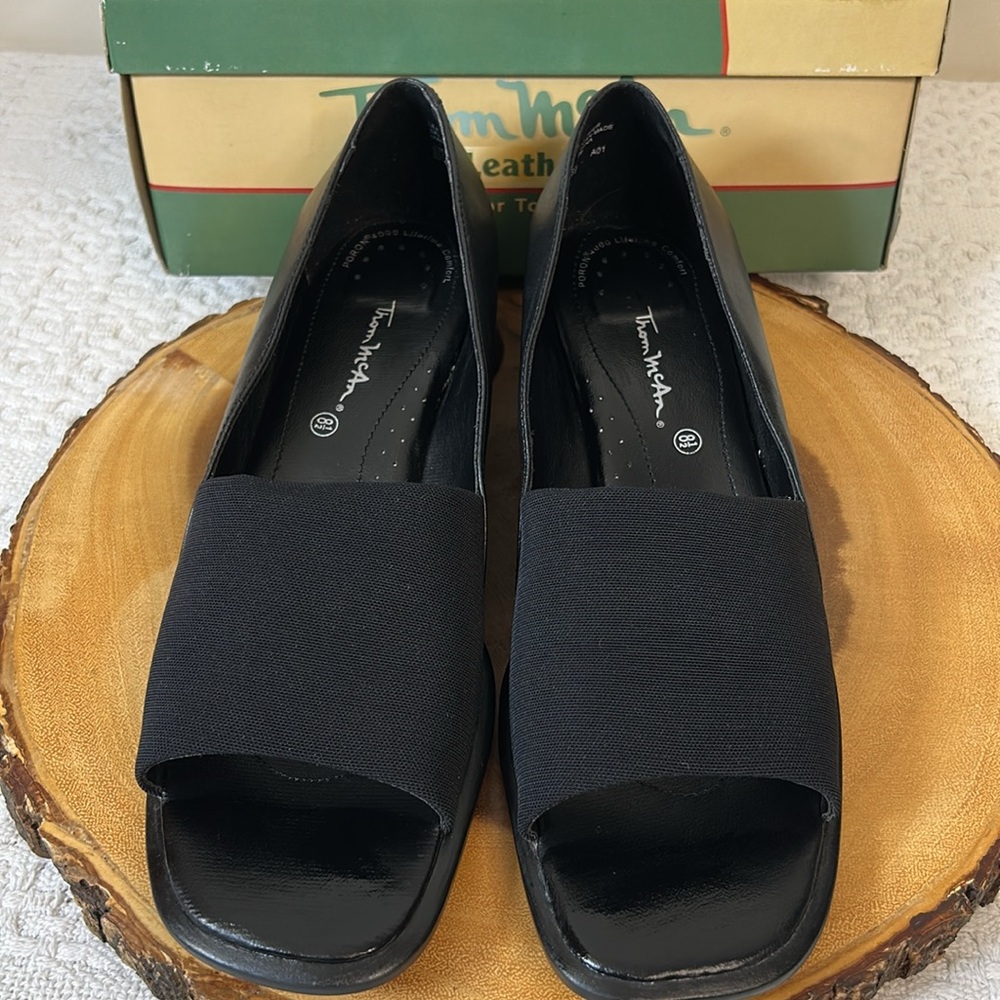 Thom McAn Black Open Toe Women's Heeled Sandals Size 8.5 with box - Picture 2 of 8